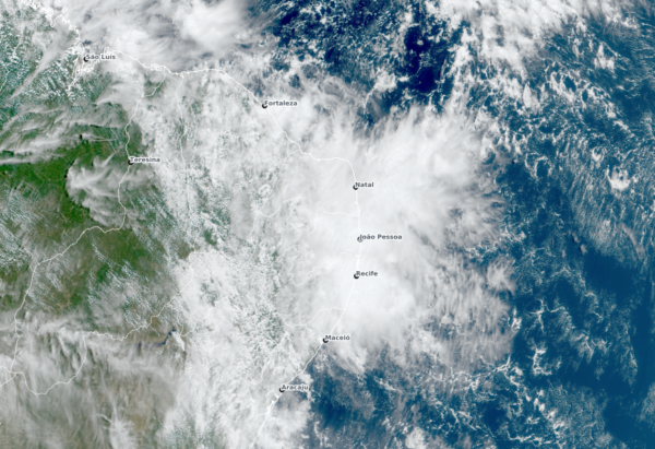 Imagem de satélite mostra aglomerados de nuvem em torno do Nordeste (FOTO: Inmet)