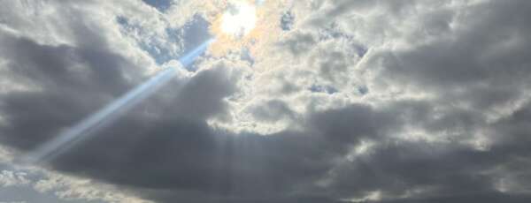 Em relação à temperatura, estão previstos valores valores máximos entre 36°C e 38°C para as macrorregiões Jaguaribana, Cariri, Sertão Central e Inhamuns e Litoral Norte. (FOTO: Marciel Bezerra)