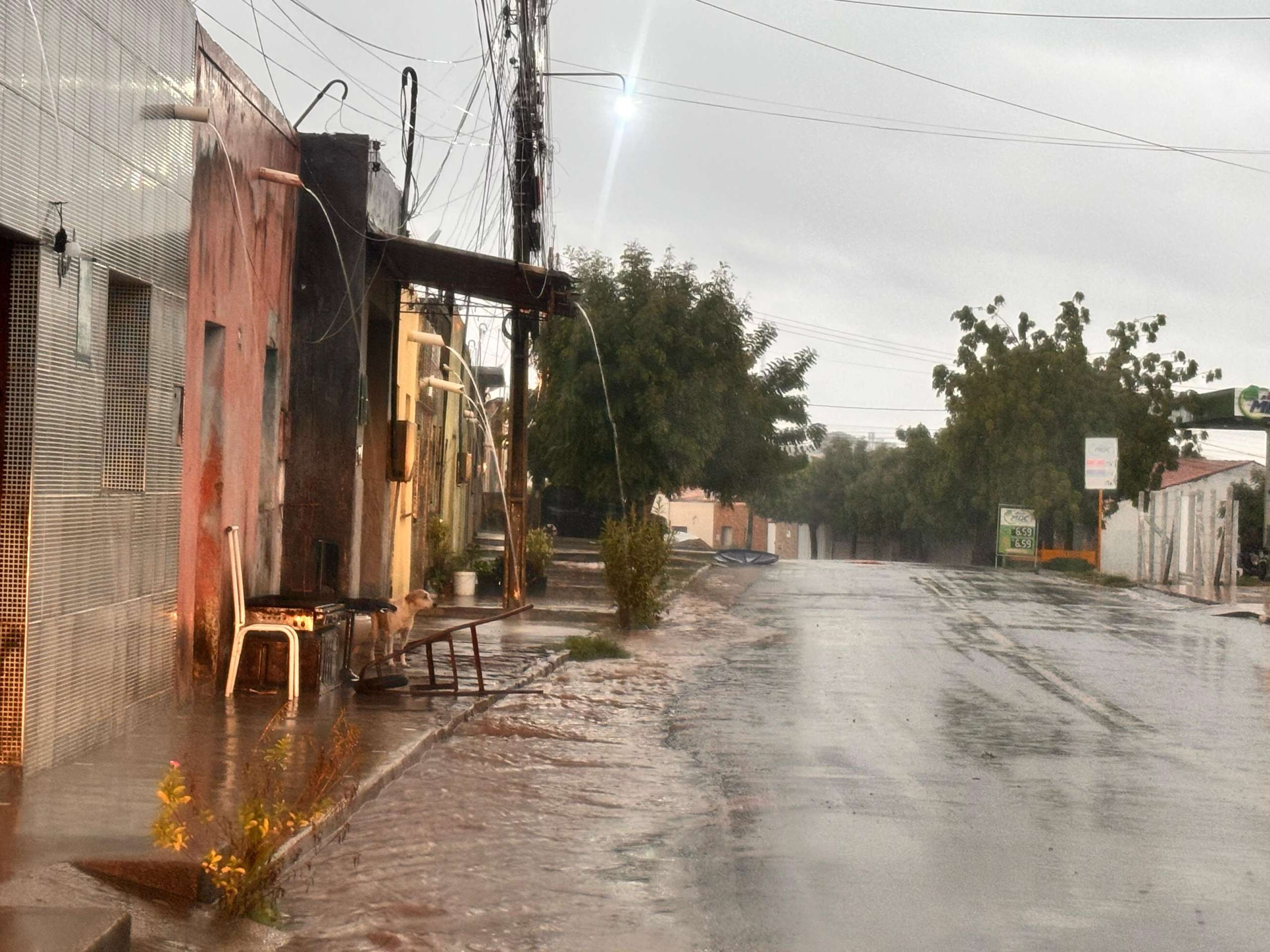 A partir da noite de terça-feira, a tendência é de diminuição da instabilidade atmosférica, tornando as chuvas mais isoladas (FOTO: Marciel Bezerra)